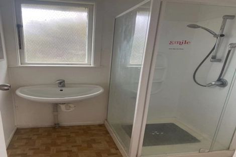 Photo of property in 42a Dale Crescent, Pakuranga, Auckland, 2010