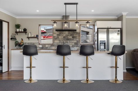 Photo of property in 8 Pukeko Way, Amberley, 7410