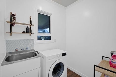Photo of property in 2 Orlando Street, Stratford, 4332