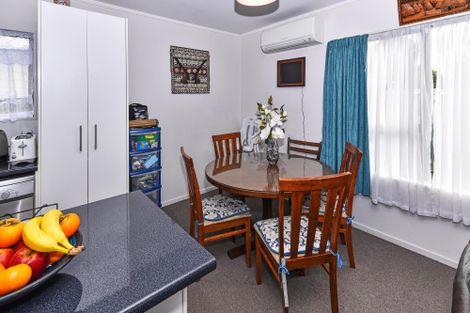 Photo of property in 2/14 Frances Street, Manurewa, Auckland, 2102