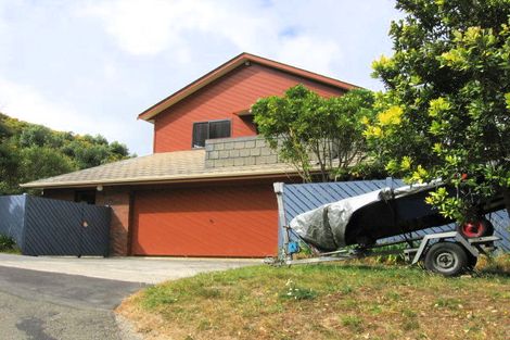 Photo of property in 19 Dover Street, Island Bay, Wellington, 6023