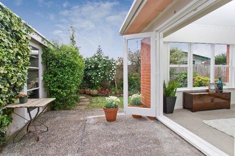 Photo of property in 4/31 Athens Road, Onehunga, Auckland, 1061