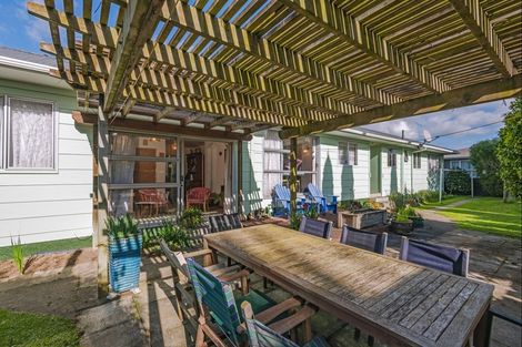 Photo of property in 5 York Place, Awapuni, Palmerston North, 4412