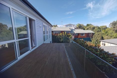 Photo of property in 1004a East Coast Road, Northcross, Auckland, 0630