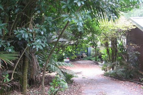 Photo of property in 124 Victory Road, Laingholm, Auckland, 0604