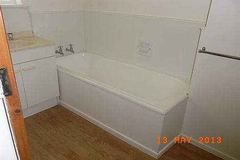 Photo of property in 18 Heath Avenue, Northcote, Auckland, 0627