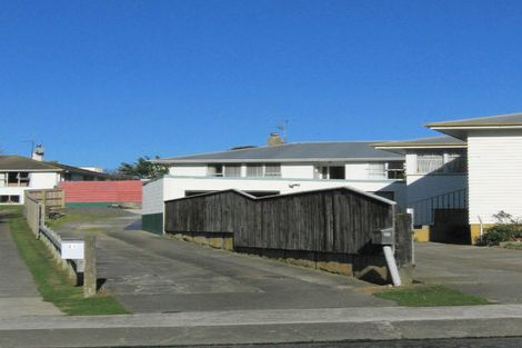 Photo of property in 29 Mahinawa Street, Takapuwahia, Porirua, 5022