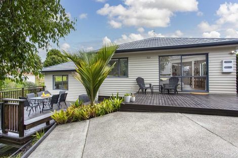 Photo of property in 25b Rehia Road, Massey, Auckland, 0614