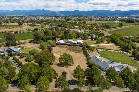 Photo of property in 10 Dry Hills Lane, Riverlands, 7274