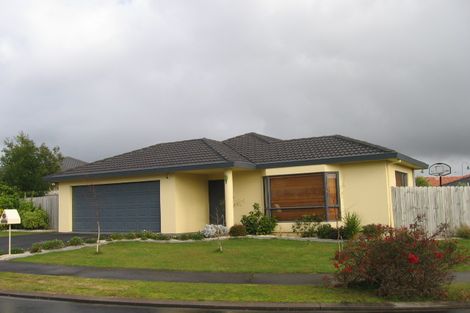 Photo of property in 3 Caragh Place, East Tamaki, Auckland, 2016