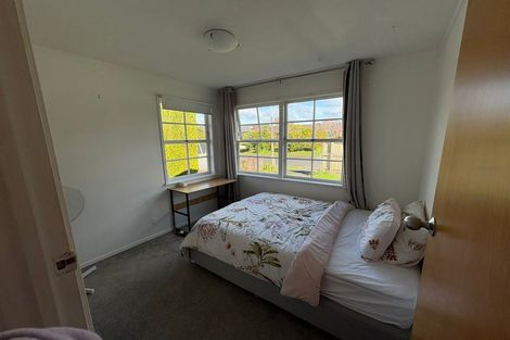 Photo of property in 4 Anich Road, Massey, Auckland, 0614