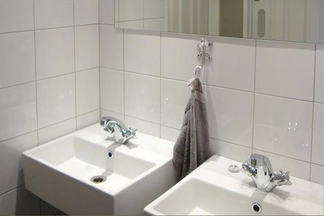 Photo of property in 277 Rattray Street, Dunedin Central, Dunedin, 9016