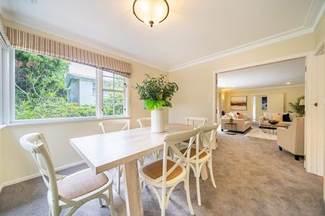 Photo of property in 22 Freemans Way, Pinehaven, Upper Hutt, 5019