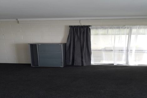 Photo of property in 14 Tatyana Place, Massey, Auckland, 0614