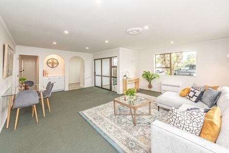 Photo of property in 3/2 Parkes Avenue, Saint Johns Hill, Whanganui, 4501