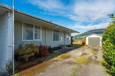 Photo of property in 23 Tongariro Road, Turangi, 3334