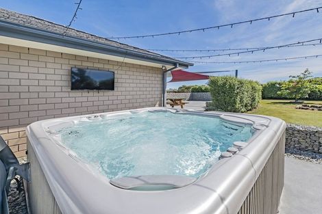 Photo of property in 9 Thorndon Close, Kirwee, Darfield, 7571