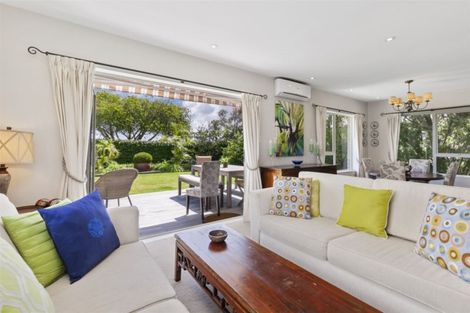 Photo of property in 1/86 Eversleigh Road, Belmont, Auckland, 0622