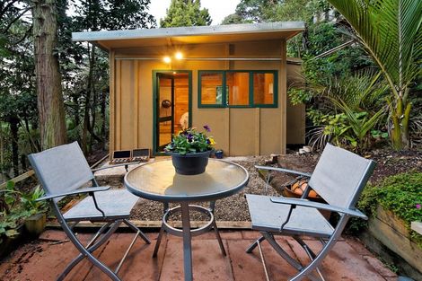 Photo of property in 23 Wood Bay Road, Titirangi, Auckland, 0604