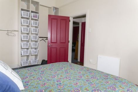 Photo of property in 11 Allardice Street, Dannevirke, 4930