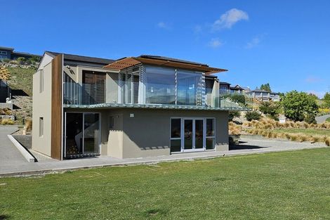 Photo of property in 6 Pollock Place, Lake Tekapo, 7999