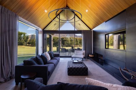 Photo of property in 3/130 Domain Road, Speargrass Flat, Queenstown, 9371