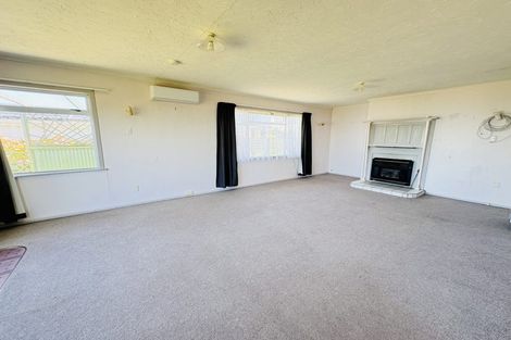 Photo of property in 1 Kapiti Terrace, Castlecliff, Whanganui, 4501