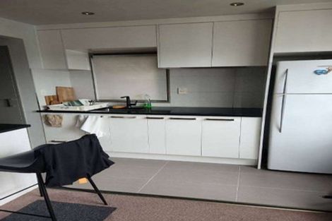 Photo of property in 14 Bruce Road, Glenfield, Auckland, 0629