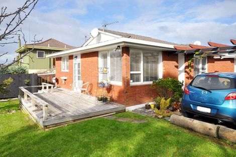 Photo of property in 3/8 Akehurst Avenue, New Lynn, Auckland, 0600