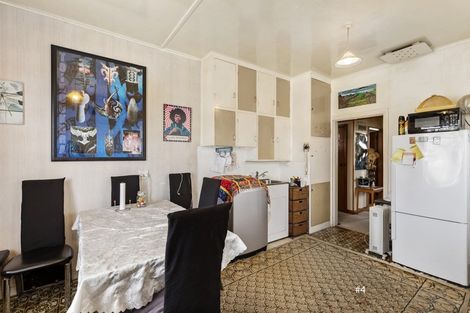 Photo of property in 4 Tirangi Road, Moera, Lower Hutt, 5010