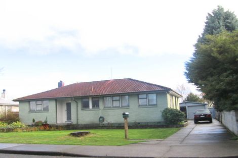 Photo of property in 3 Peterhead Place, Flaxmere, Hastings, 4120