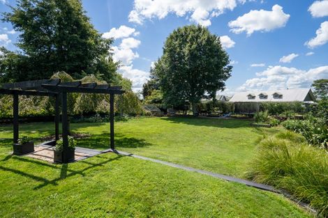 Photo of property in 36 Silverwood Lane, Leamington, Cambridge, 3495