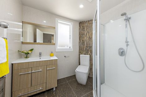 Photo of property in 15 Landscape Road, Papatoetoe, Auckland, 2025