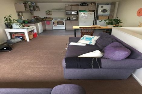 Photo of property in 2/7 Hall Avenue, Newtown, Wellington, 6021