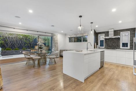 Photo of property in 21 Channel Road, Campbells Bay, Auckland, 0630