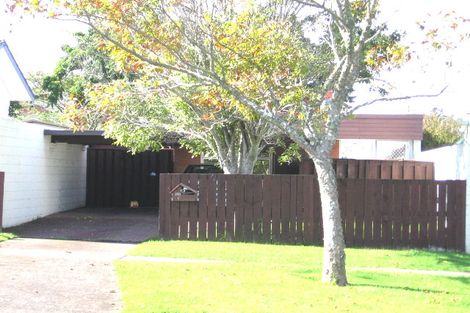 Photo of property in 308 Bucklands Beach Road, Bucklands Beach, Auckland, 2012