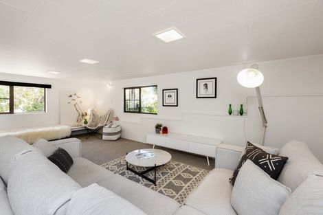 Photo of property in 25 Enfield Road, Hospital Hill, Napier, 4110