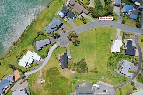 Photo of property in 15 Riverview Place, Waipu, 0582