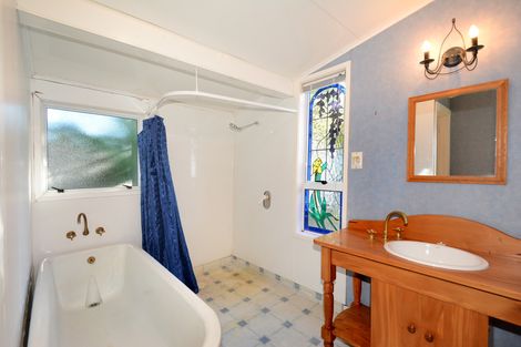 Photo of property in 22 Queen Street, Brighton, Dunedin, 9035