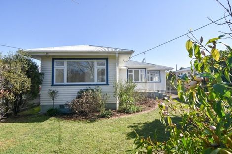 Photo of property in 9 Armstrong Avenue, Carterton, 5713