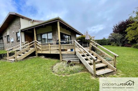 Photo of property in 3 Highlands Place, Highlands Park, New Plymouth, 4312