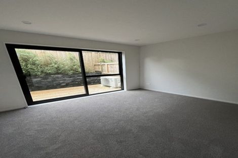Photo of property in 2/14 Ayr Road, Pakuranga, Auckland, 2010