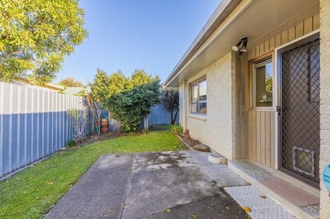 Photo of property in 1/17 Ngarimu Crescent, Taradale, Napier, 4112