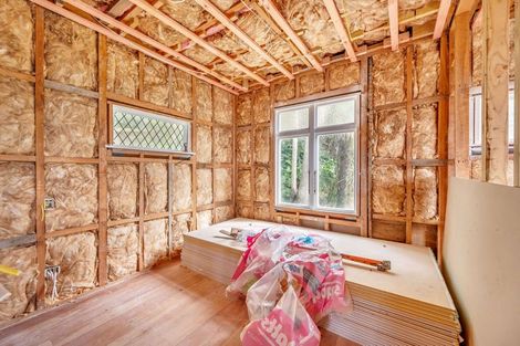 Photo of property in 3 Onslow Road, Bluff Hill, Napier, 4110