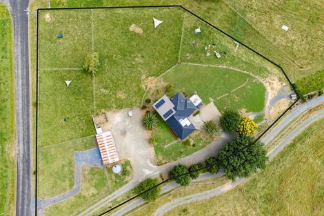 Photo of property in 112 Grove Road, Te Pahu, Hamilton, 3285