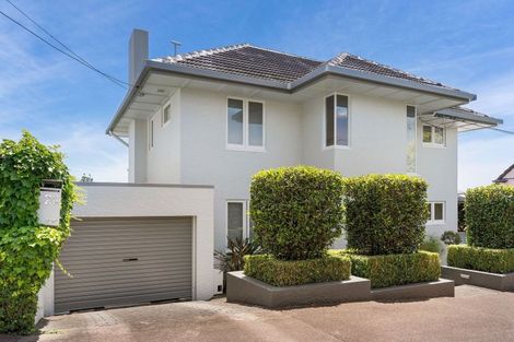 Photo of property in 26 Palmer Crescent, Mission Bay, Auckland, 1071