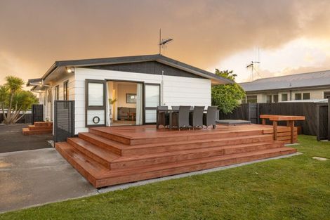 Photo of property in 5 Mckinley Place, Nawton, Hamilton, 3200