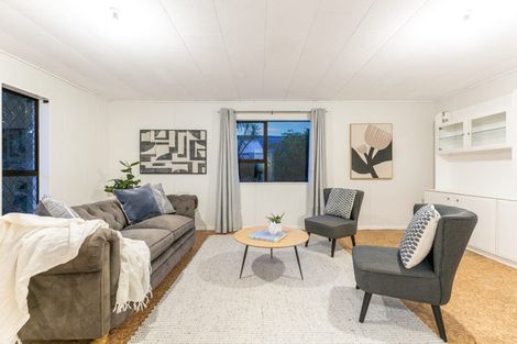 Photo of property in 28 Mercury Way, Whitby, Porirua, 5024