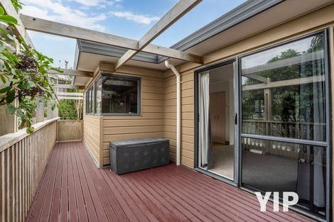 Photo of property in 10 Longmont Terrace, Churton Park, Wellington, 6037