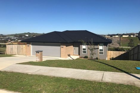 Photo of property in 20 Raithburn Terrace, Pokeno, 2402